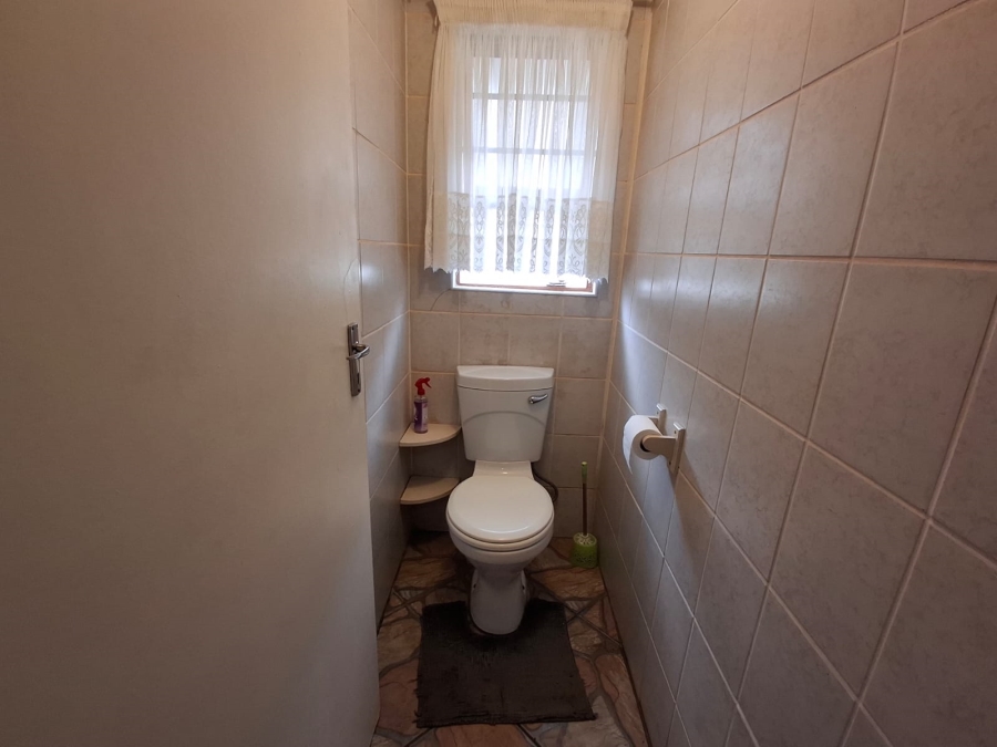 8 Bedroom Property for Sale in Rosedale Park Eastern Cape
